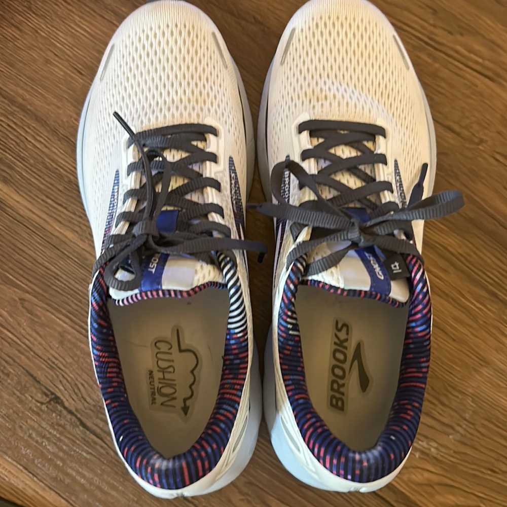 Brooks Ghost 14 running shoes, white with multicolored accents